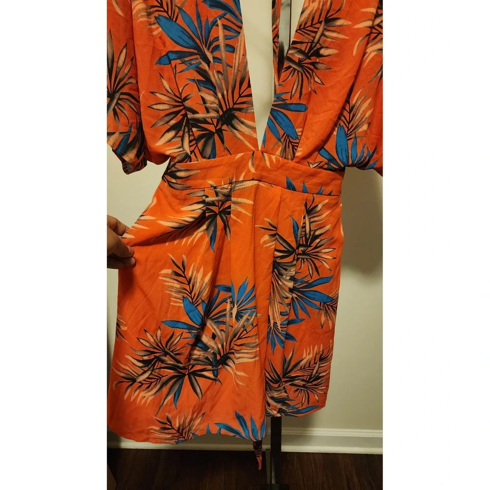 Tropical Palm Print V-Neck Romper Orange Tie Open Back‎ Size L Resort Vacation